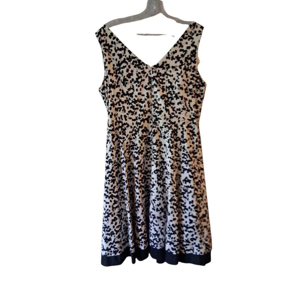 R&K Originals Vintage Inspired Classic V-Neck Midi Dress Rockabilly Fit&Flare - Picture 4 of 7